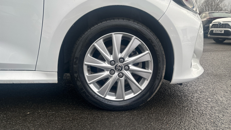 Toyota Yaris 1.5 Hybrid Icon 5dr CVT Hybrid Hatchback